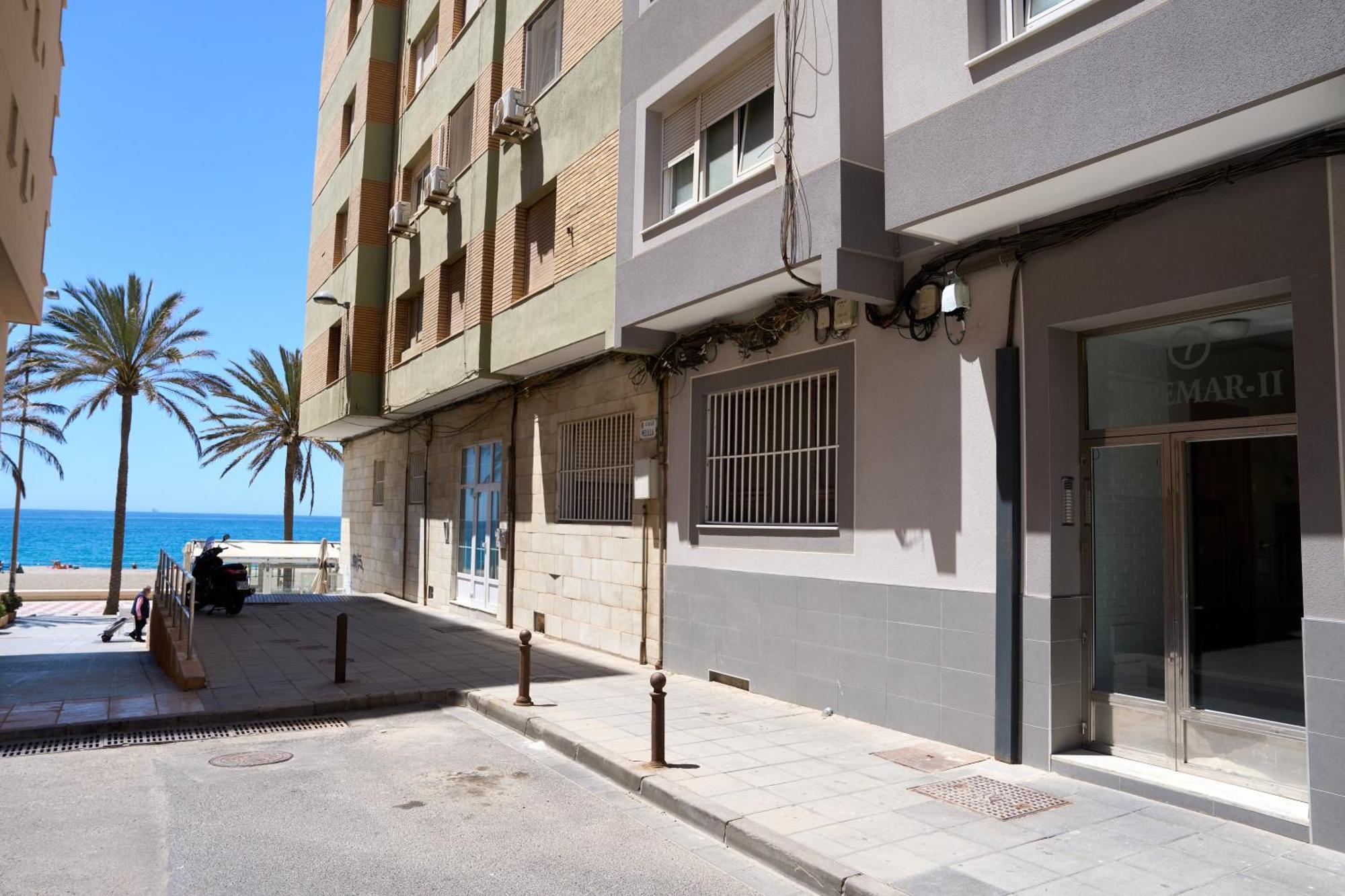 Paseo Maritimo - Apartamento A Estrenar, A Pie De Playa, Con 2 Banos Альмерия Экстерьер фото