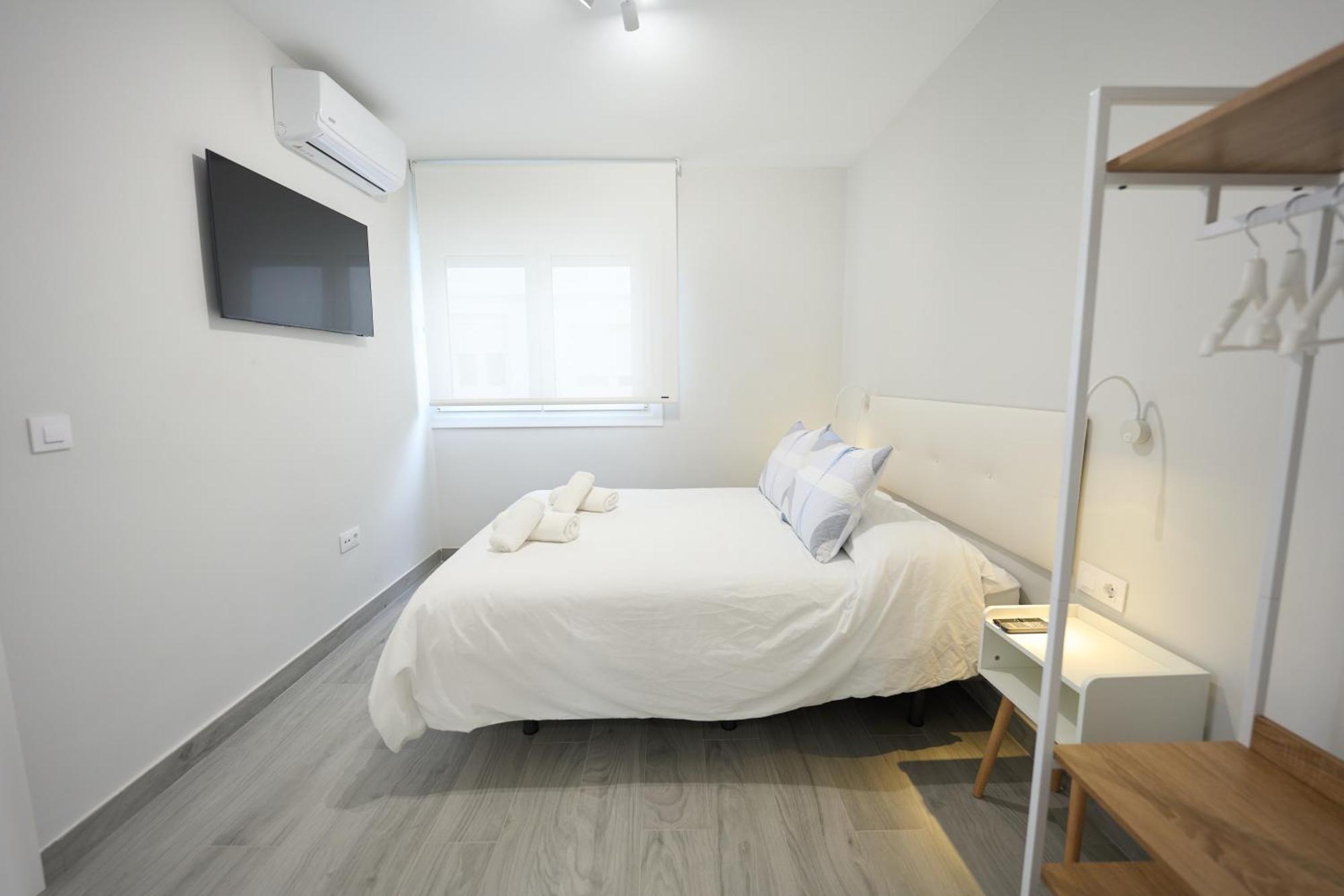 Paseo Maritimo - Apartamento A Estrenar, A Pie De Playa, Con 2 Banos Альмерия Экстерьер фото