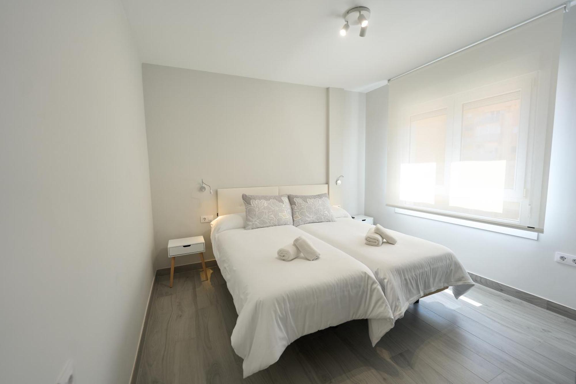 Paseo Maritimo - Apartamento A Estrenar, A Pie De Playa, Con 2 Banos Альмерия Экстерьер фото